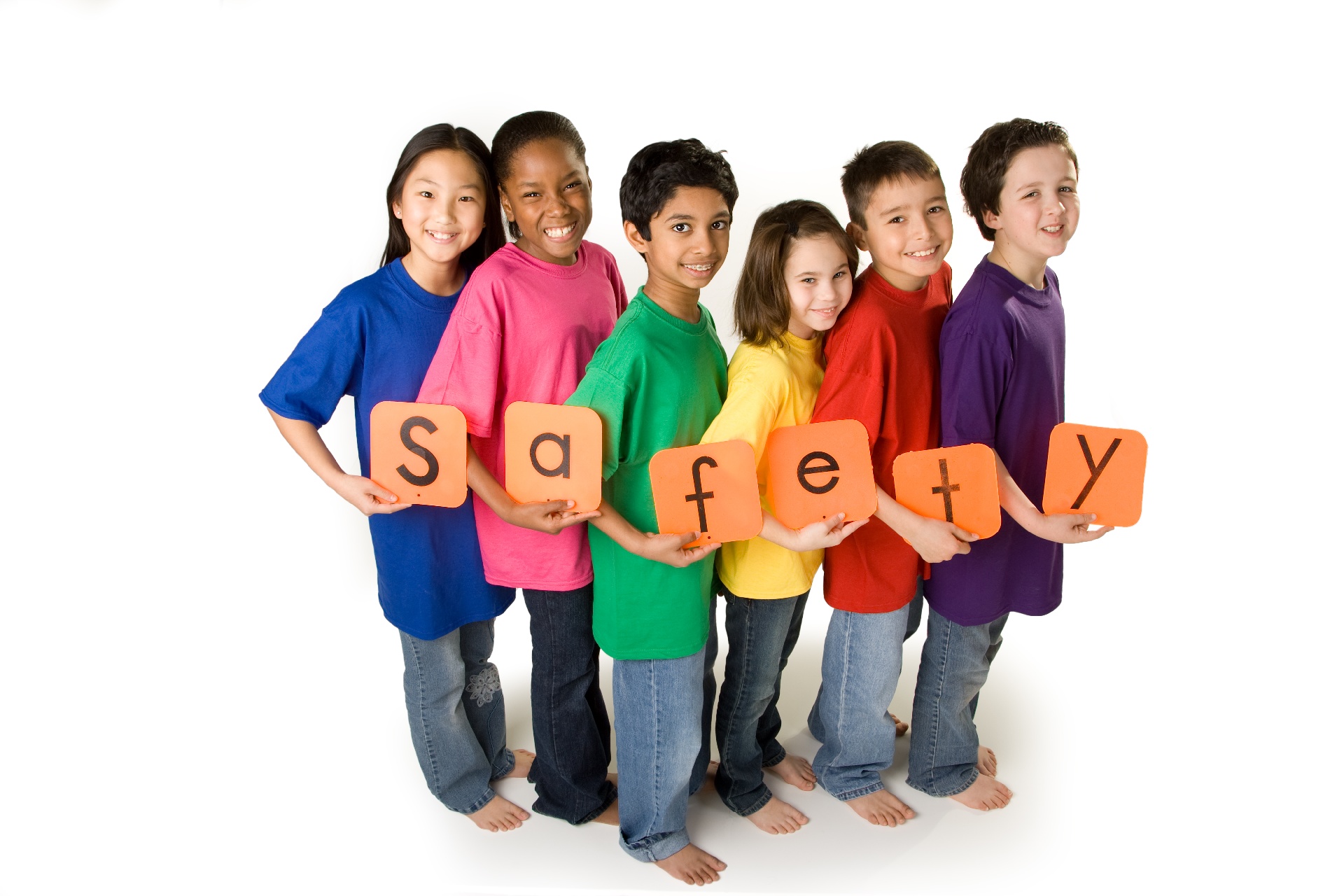 Elementary students holding up safety sign 